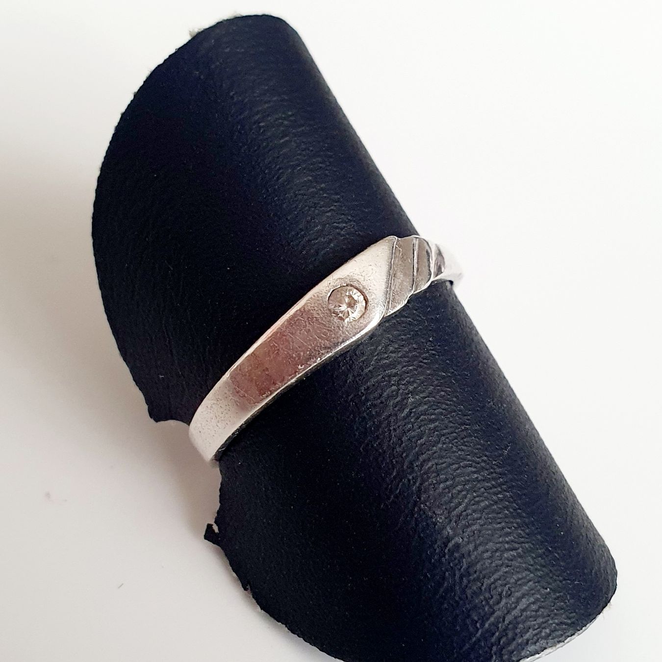 Anelli: silber Ring 925 mit einem kleinen Stein gr. 16,7 mm  – Usato da Kreuzlingen venduto da Wunderkiste123 6