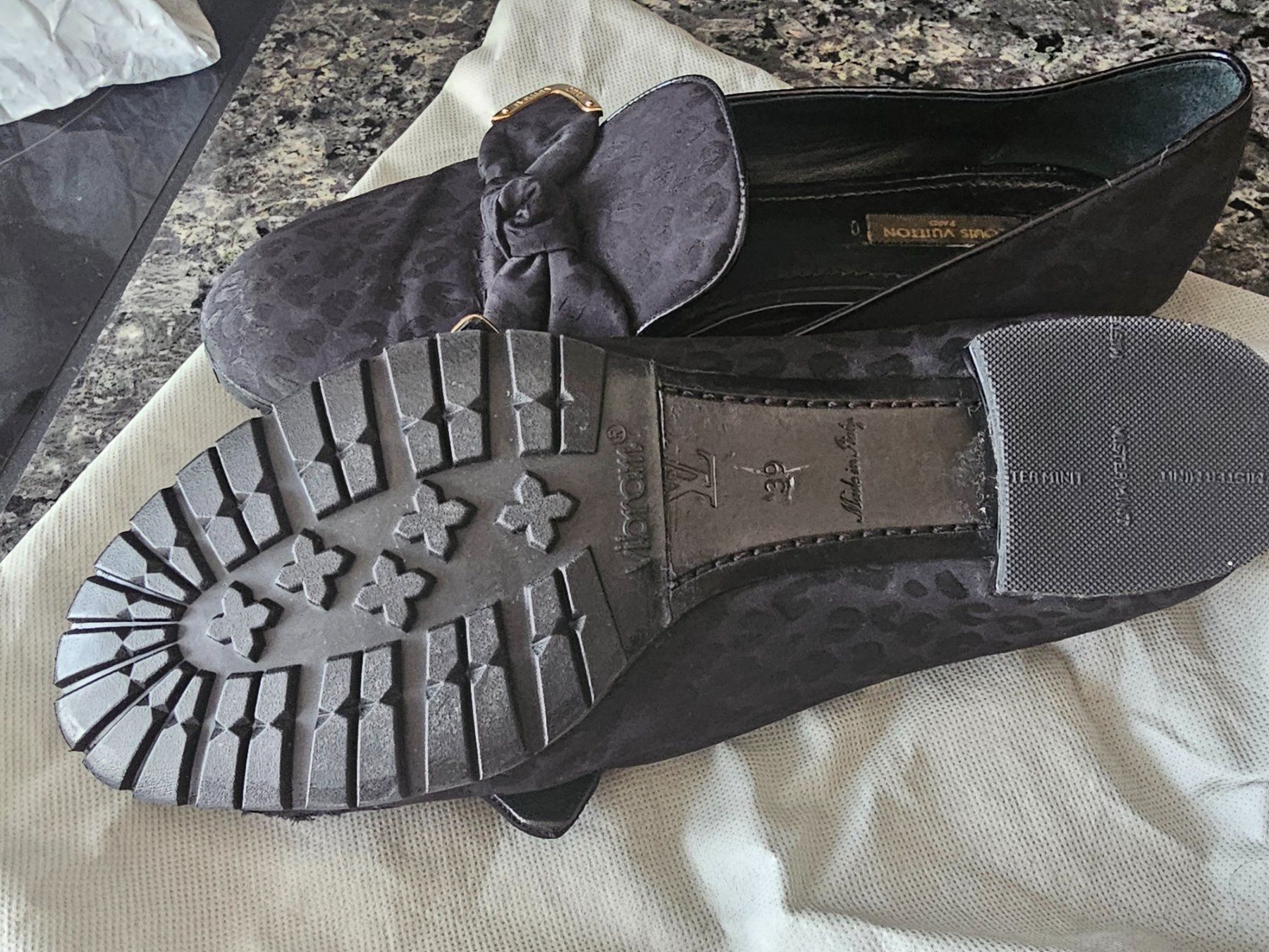 Louis Vuitton Scarpe da donna: Louis Vuitton  Ballerina, Grösse 39, Schwarz – Usato da Zürich venduto da Luxury79 8