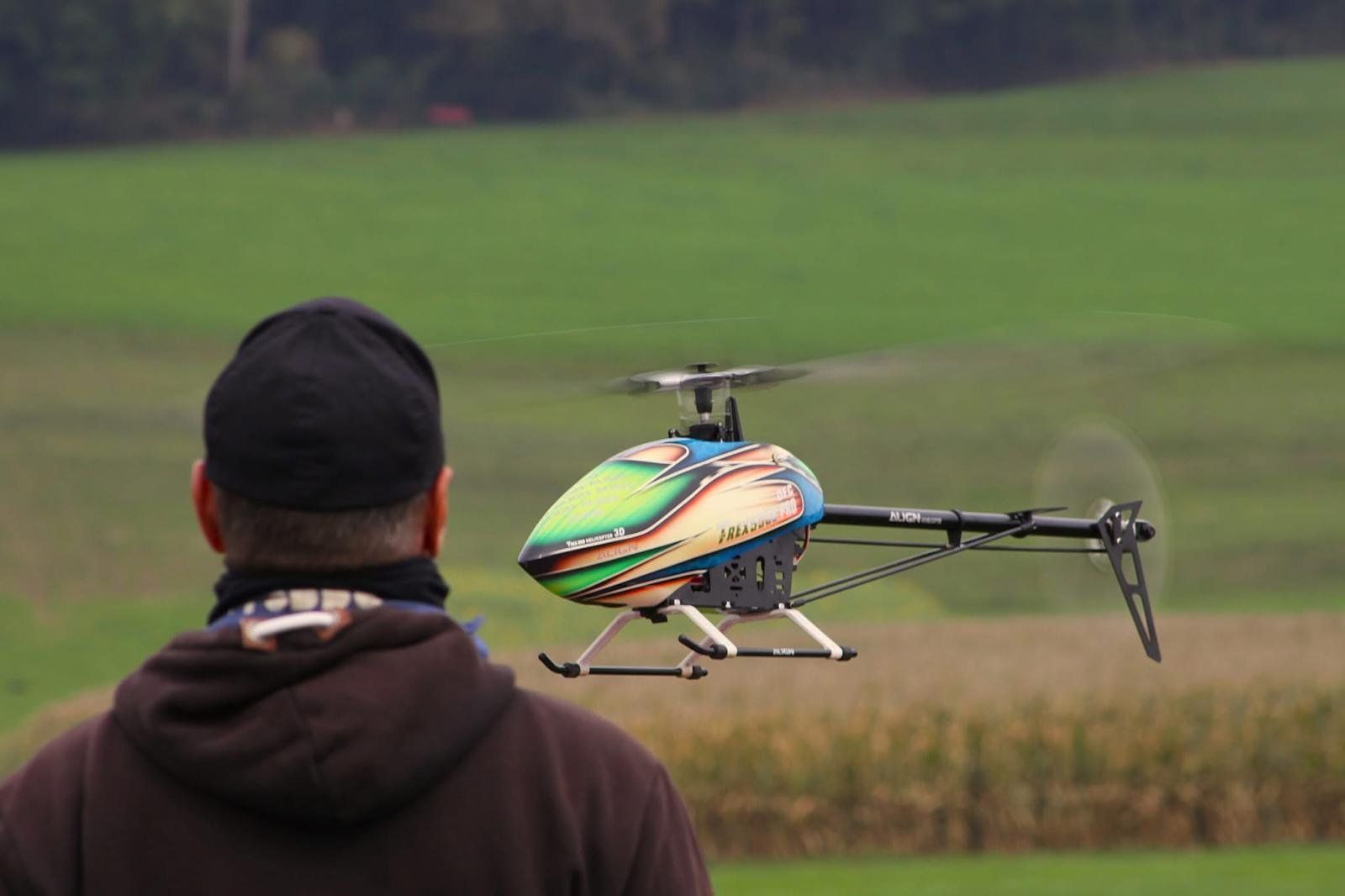 Modellismo RC: RC-Flugschule – Usato da Gontenschwil venduto da Hpassat 6
