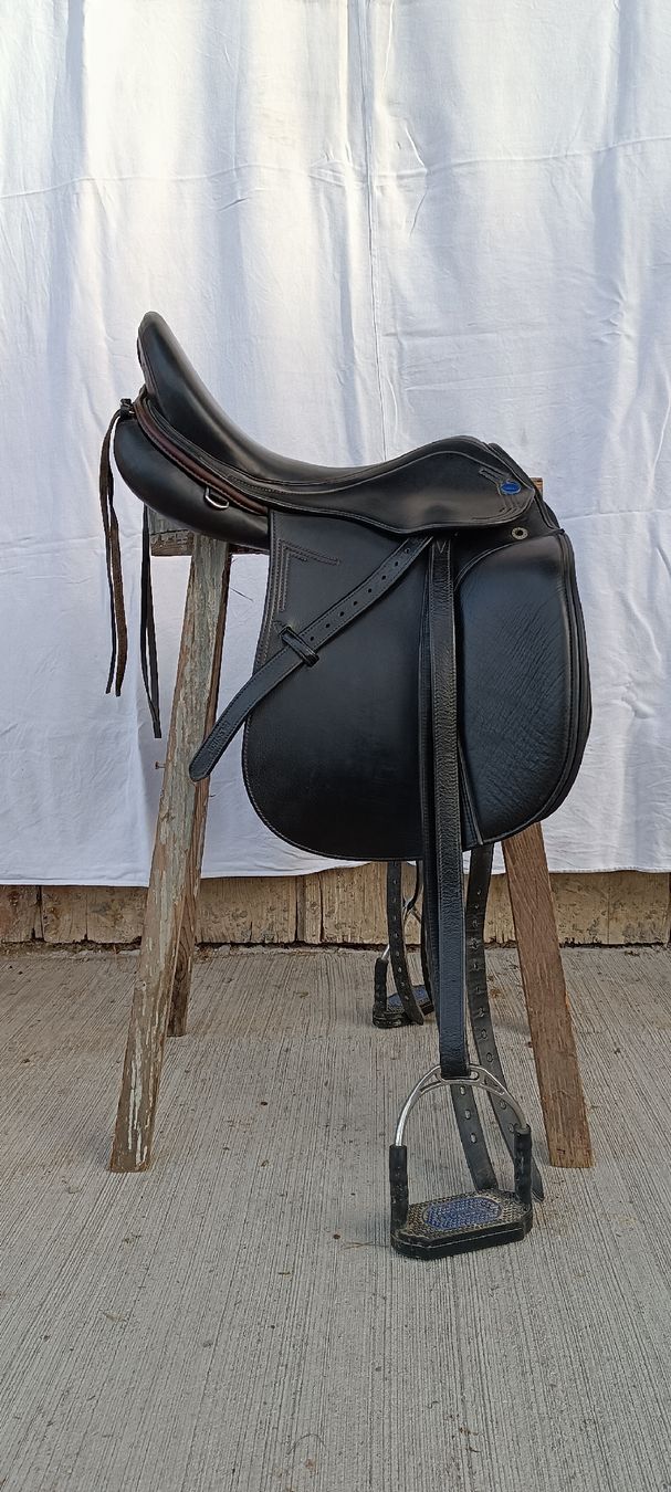 Selles, accessoires: Sattel – Neuf (Voir description) à Hörhausen par serawa