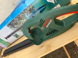 BOSCH EasyHedgeCut 45 Heckenschere mit OVP guter Zustand
