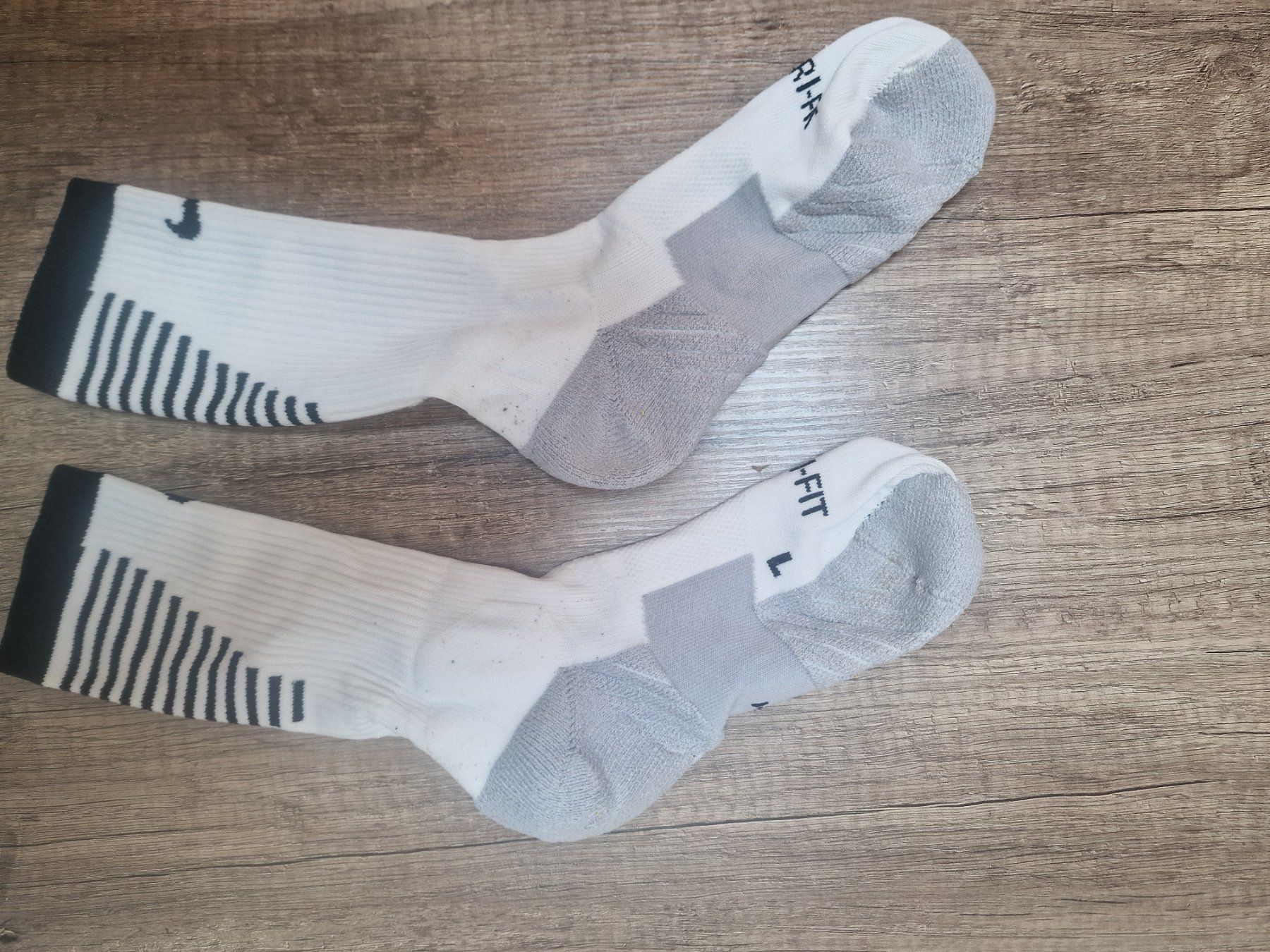 Nike Calze: Nike Dri-Fit Socken Weiss Grösse M – Usato da Falera venduto da Fudax 1