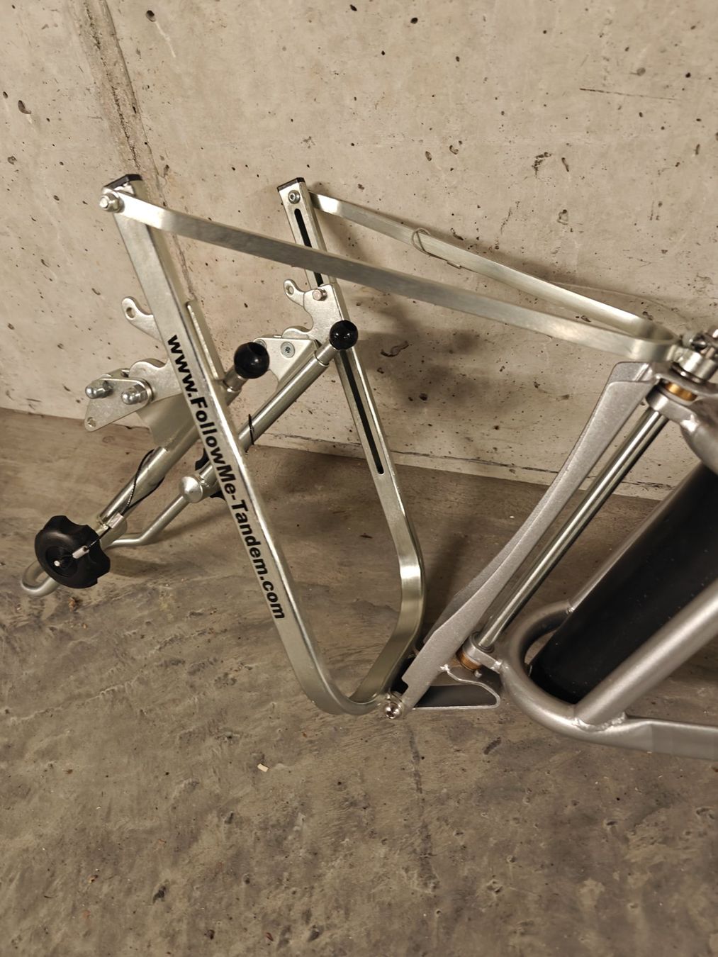 Rimorchi: Follow me Kinder Tandem – Usato da schafisheim venduto da Geopaice 1