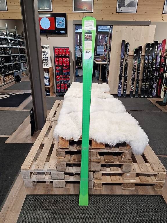 Sci: ELAN ACE SCX FX SKI inkl. BINDUNG EMX 12.0 – Usato da Grindelwald venduto da Backdoor_Shop 1