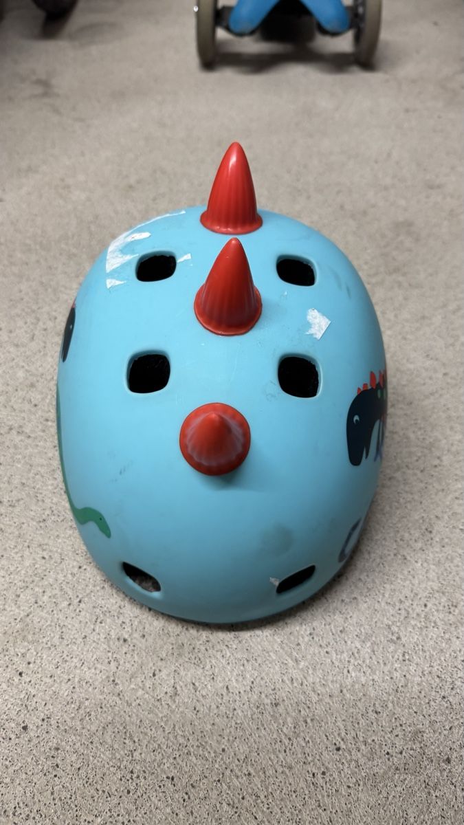 Micro Kickboard: Micro mini mit Helm (48-53cm) – D'occasion à Lachen SZ par Thagismo999 6