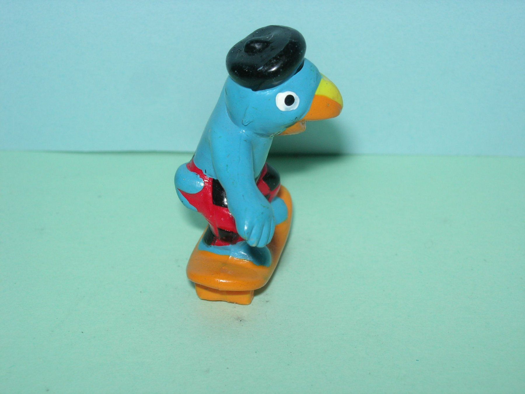 Figuren: Globi als Skateboard- Rollbrettfahrer, Minifigur – Gebraucht aus Hornussen von Corvette- 3