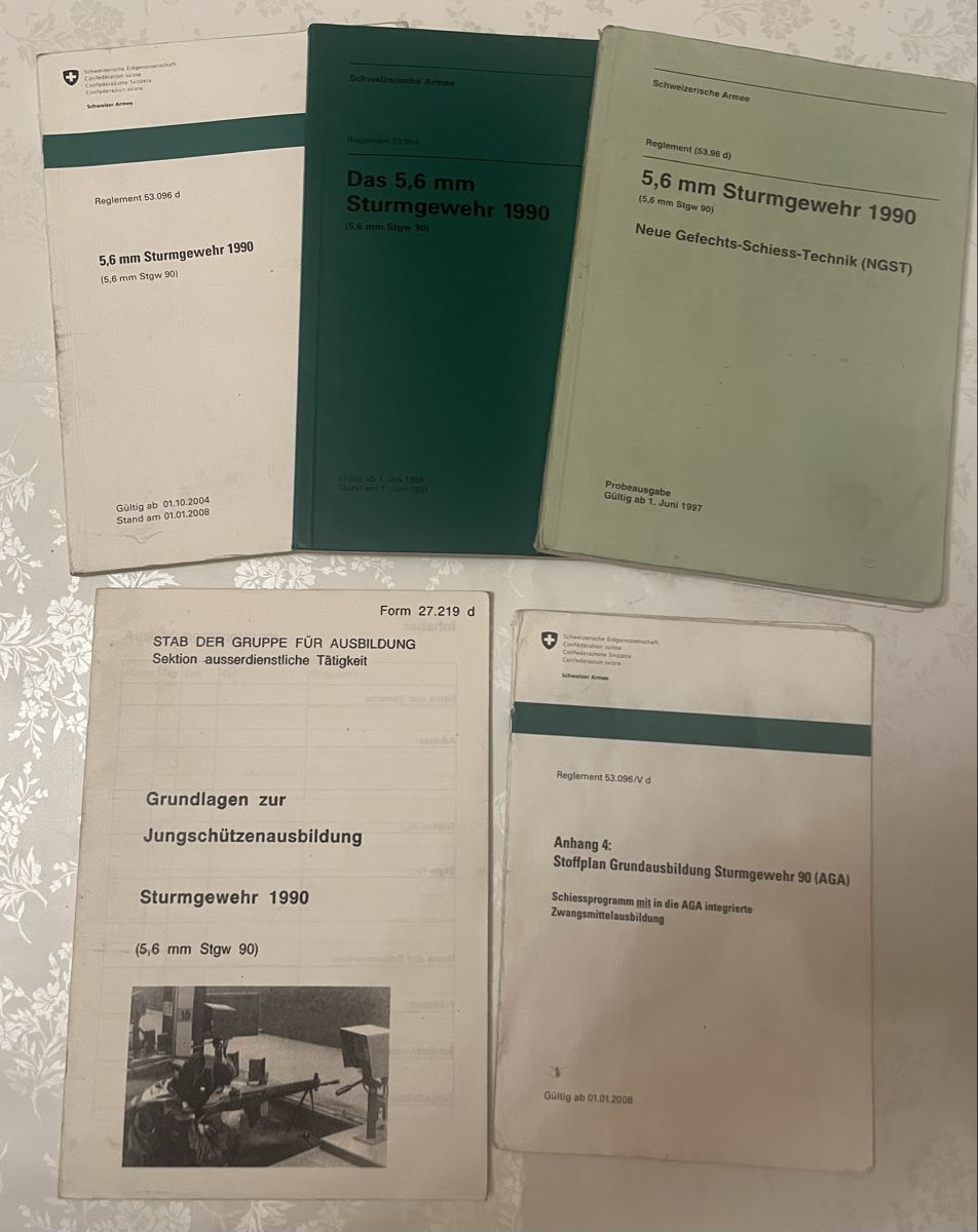 Bücher: Regolamenti militari  – Gebraucht aus Olivone von Mangi83rosso