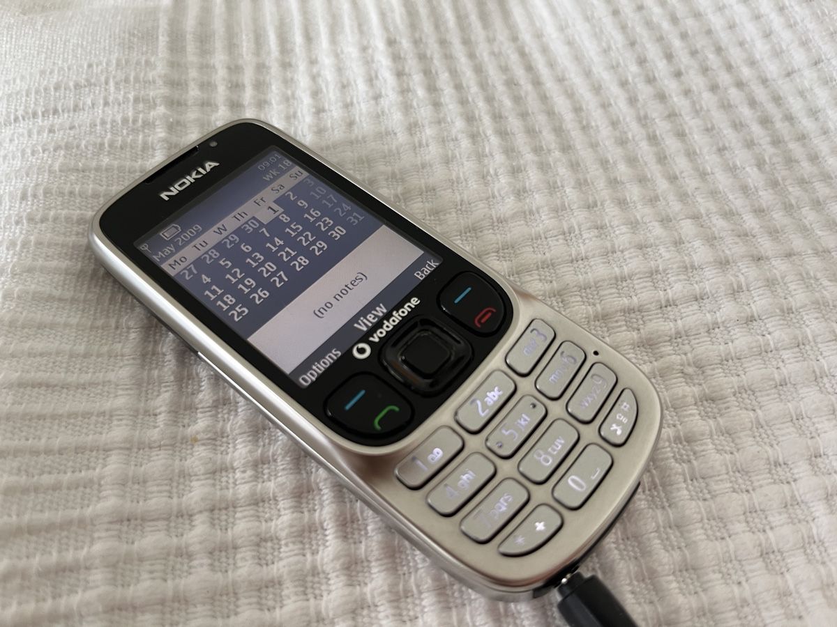 Nokia Telefoni cellulari / Smartphones: Nokia 6303 used mobile phone silver – Usato da Dietlikon venduto da bobbyfolk 1