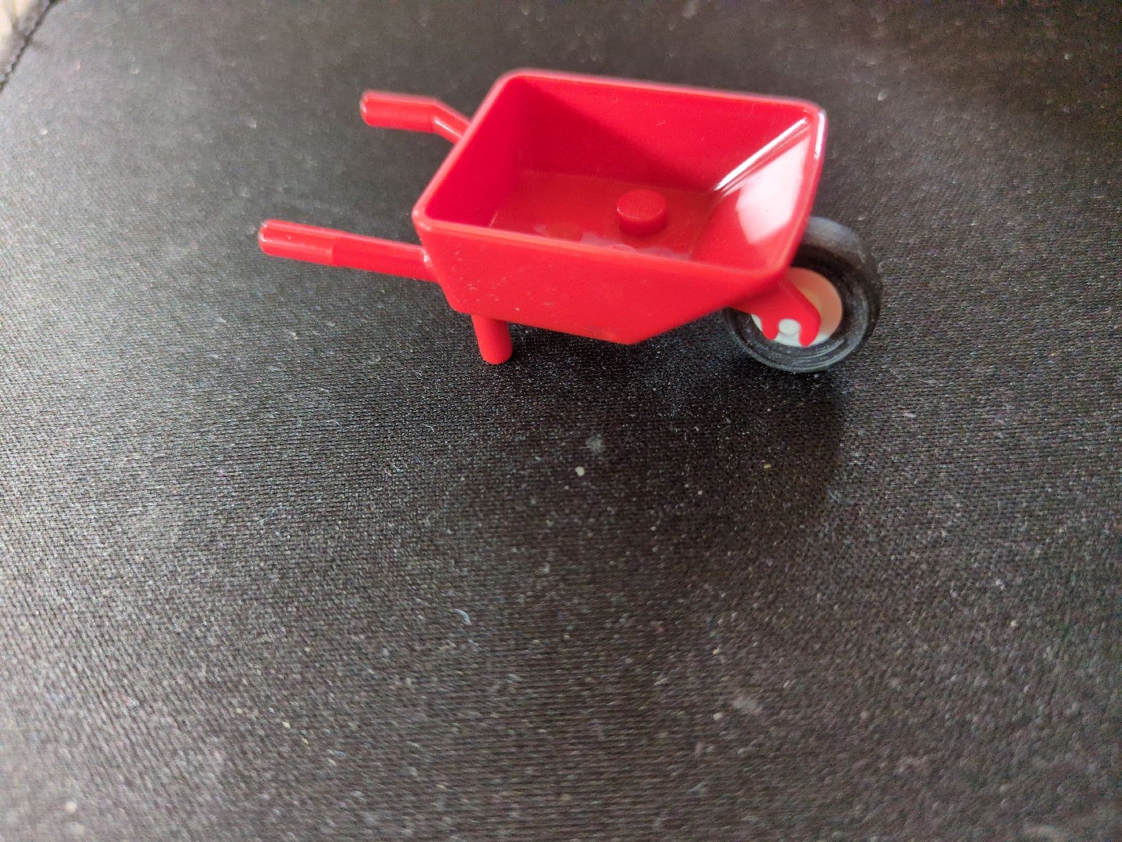 Lego Giocattoli: Lego Schubkarren Garette Rot – Usato da Fankhaus (Trub) venduto da sun_7677