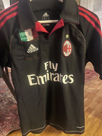 AC Milan Adidas Fussballtrikot Polo, seltene Gelegenheit, S