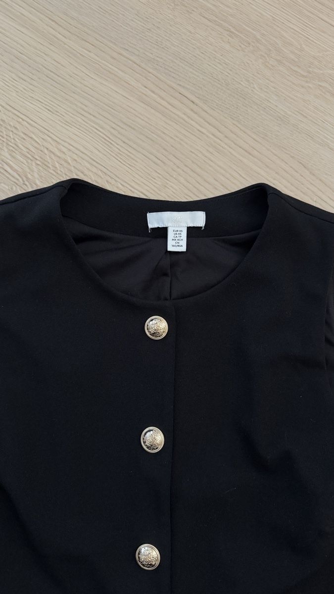 H&M Gilets & Westen: Schwarze Weste von H&M – Neu (gemäss Beschreibung) aus Zug von soso0209 1