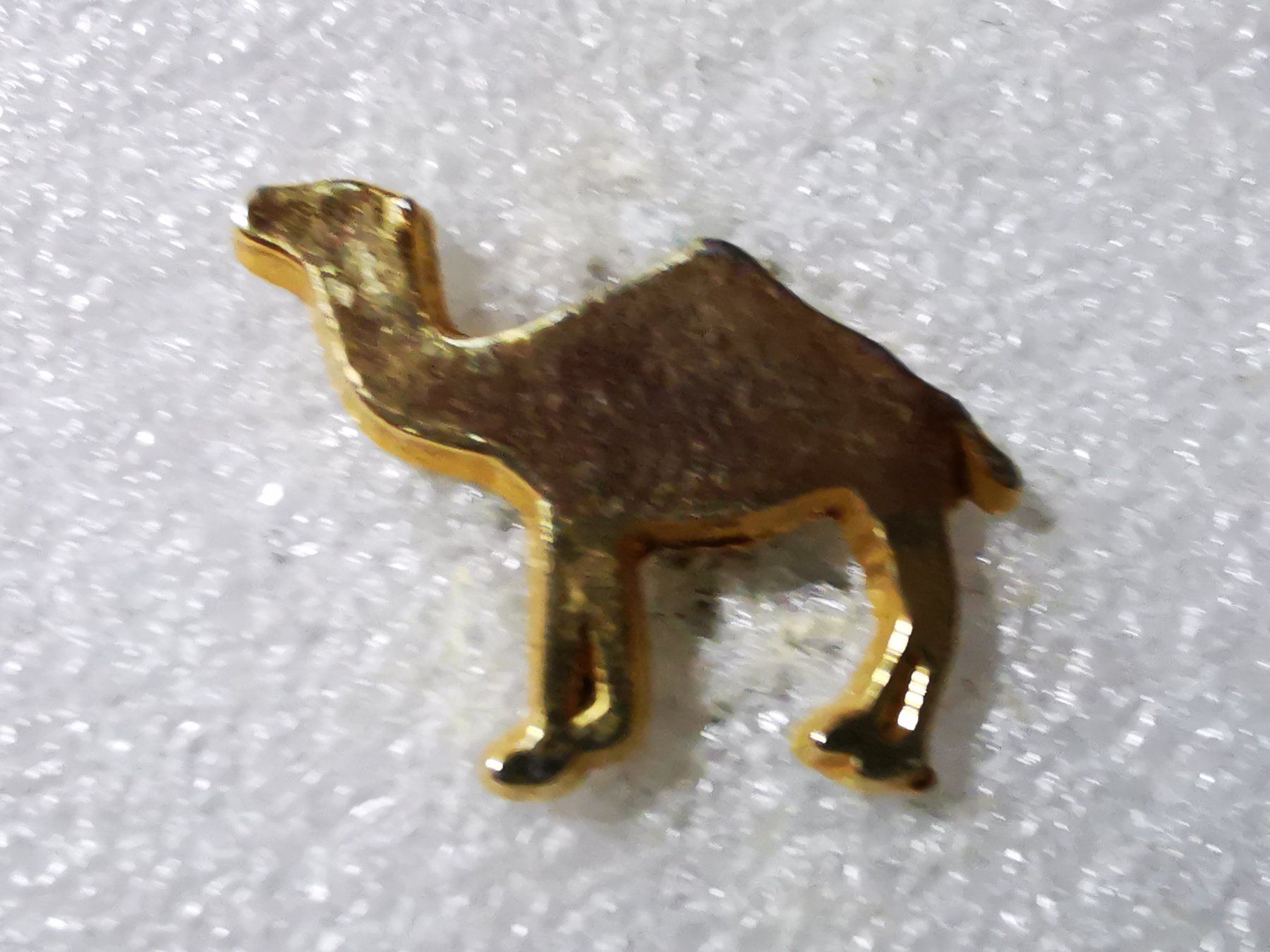 Plaquettes & Badges: Ansteckpin 190: Camel – D'occasion à Oppligen par Pin-Fall-Shop