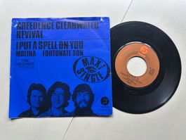 CREEDENCE CLEARWATER REVIVAL JOHN FOGERTY Holland differnt