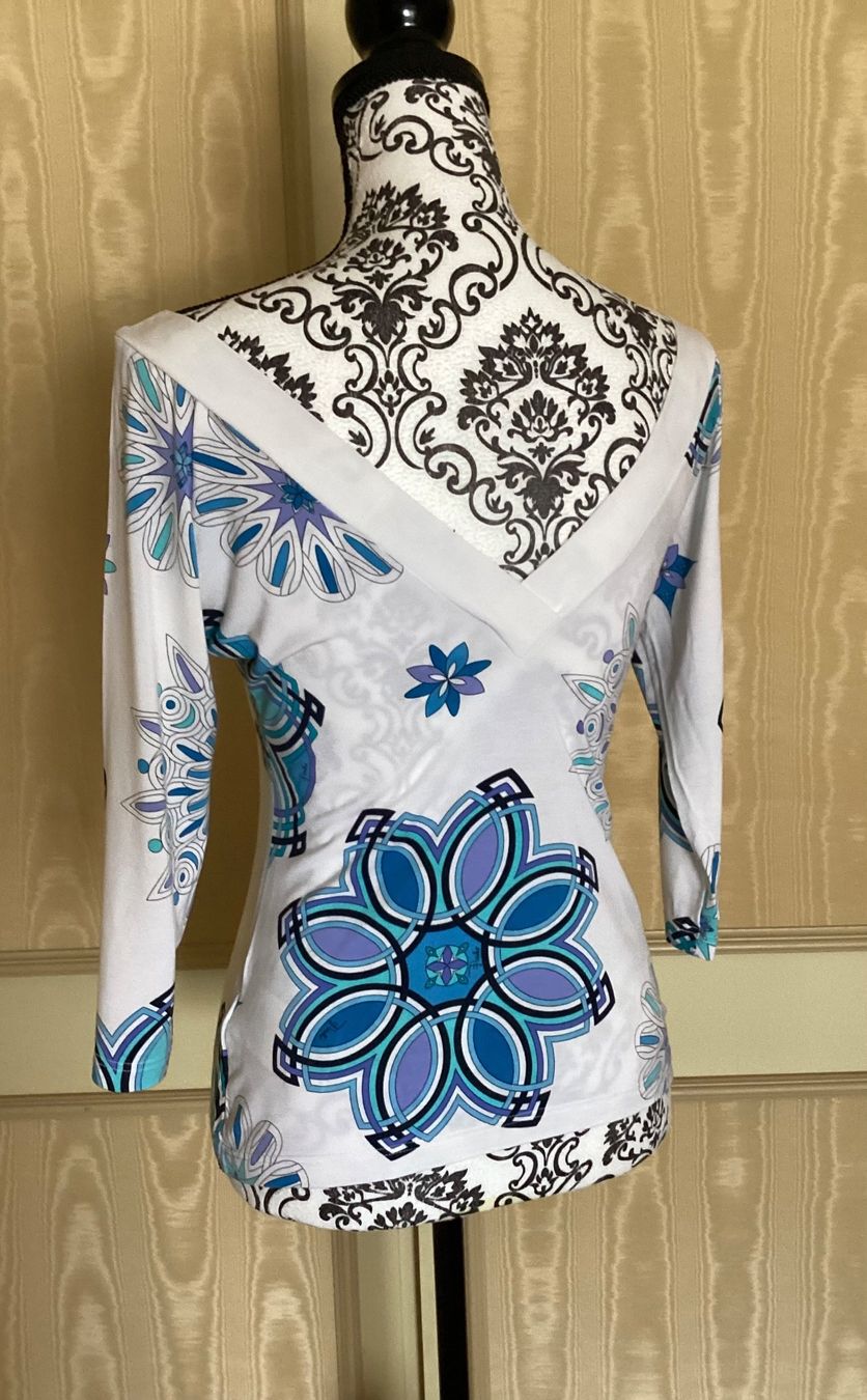 T-shirt: Emilio Pucci Shirt Top – Usato da Magadino venduto da sylvierosa 1