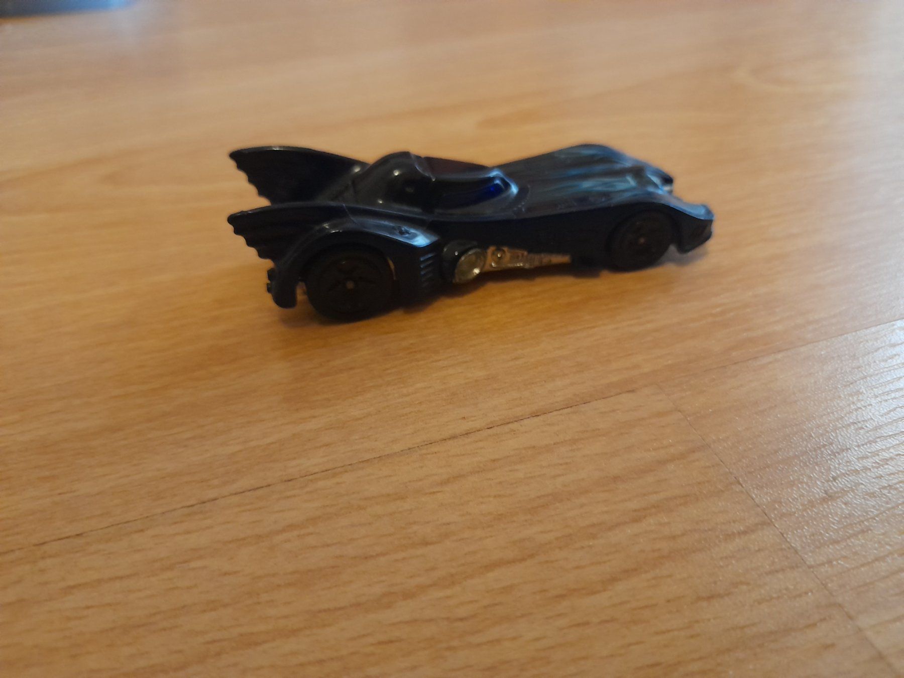 Hot Wheels Giocattoli: Hot Wheels Batmobil – Usato da Lustmühle venduto da chevi03 2