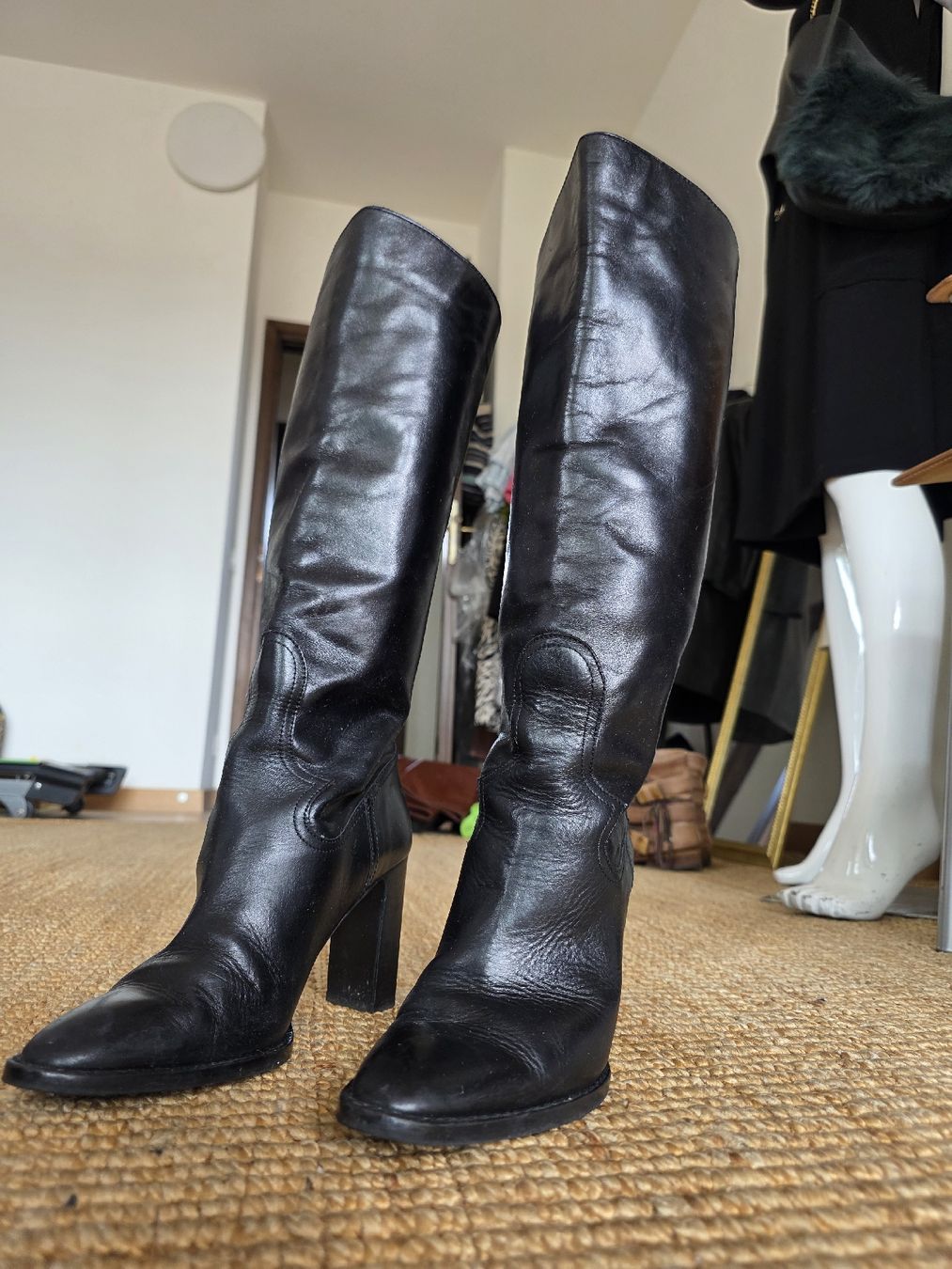 Zara Scarpe da donna: Stivali in pelle neraTg. 38 – Usato da Massagno venduto da let_6pgs 2