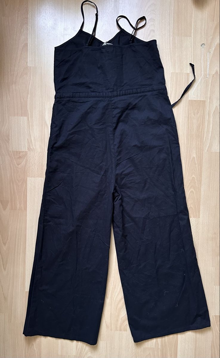 H&M Tute: Schwarzer H&M Overall, Gr. 34 – Usato da Romanshorn venduto da Butterdog 4