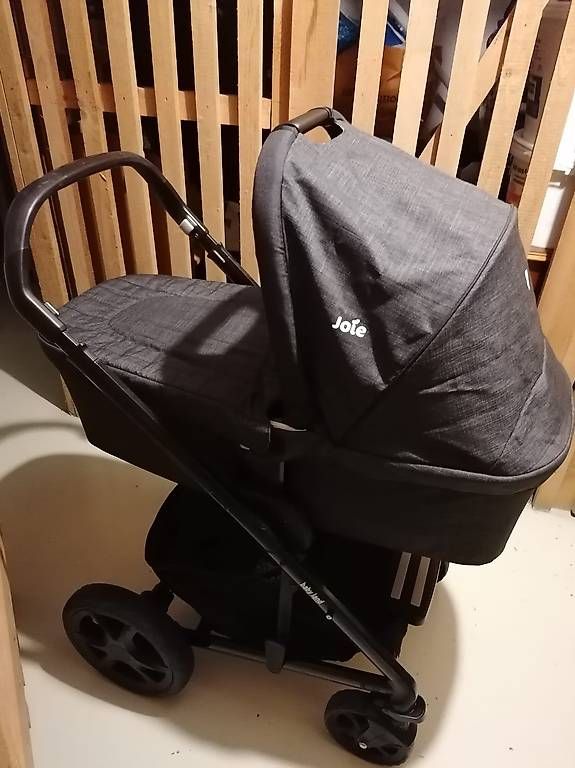 Joie Carrozzine: Kinderwagen JOIE Chrome – Usato da Fahrweid venduto da iva_t2wl