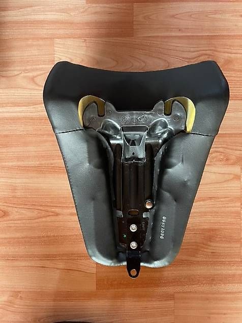Harley-Davidson Tutti i ricambio per moto: Original Harley Davidson Softail/Fatboy Sozius – Nuovo (secondo la descrizione) da Solothurn venduto da Deinze 1