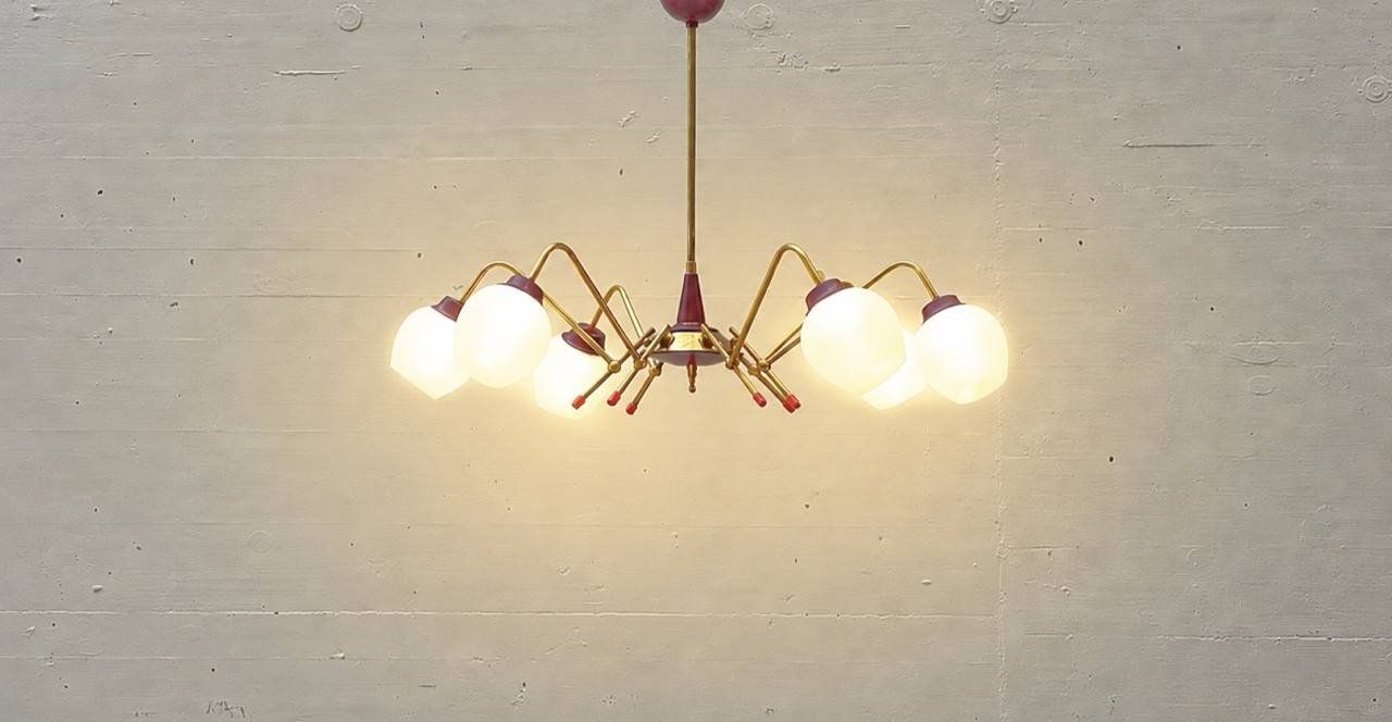 Lampadari & plafoniere: Sputnik Deckenleuchte mit Messinggestell und Opalglas, 50er – Usato da Zürich venduto da LeMoege