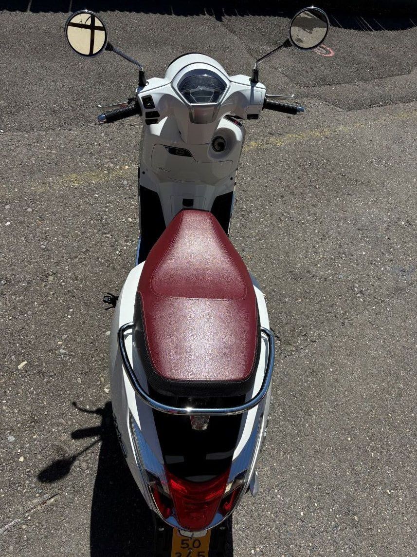 Kymco Scooter: Roller KYMCO New Like II 50 45km/h – Usato da Faulensee venduto da chr_5mly 1