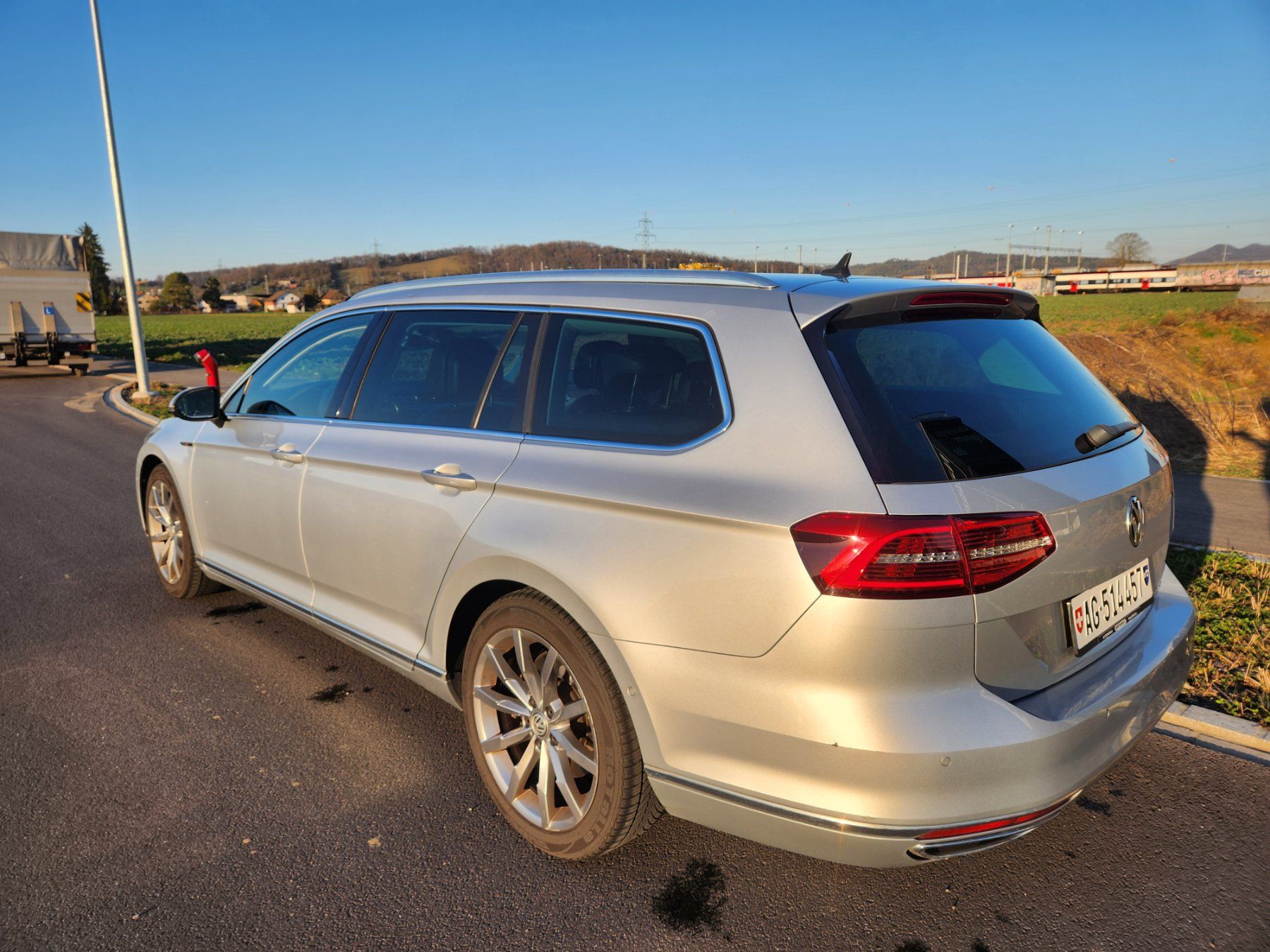 VW Automobili: VW Passat Variant 2.0 TDI BMT High. Mit MFK – Usato da Birr venduto da DiesDas 3