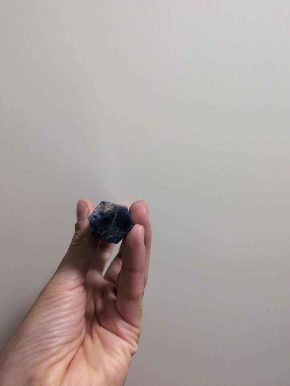 Minerali & Pietre curative: Cristallo di sodalite blu – Usato da S. Pietro venduto da van_2826 3