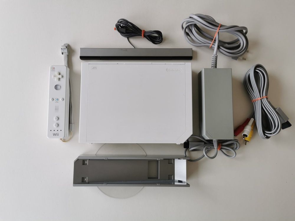 Wii Konsole RVL-001 inkl. Controller (Gebraucht) in Lenzburg für CHF 29 ...