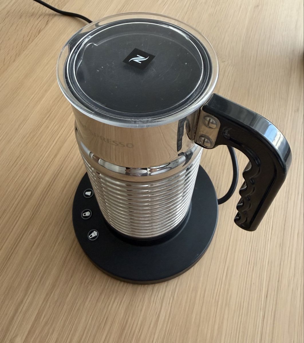 Elettrodomestici da cucina: Nespresso Aeroccino Milchaufschäumer – Usato da Küssnacht am Rigi venduto da TheMarket55 4