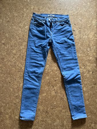 Levi's Super Skinny 710 27x28 wie neu