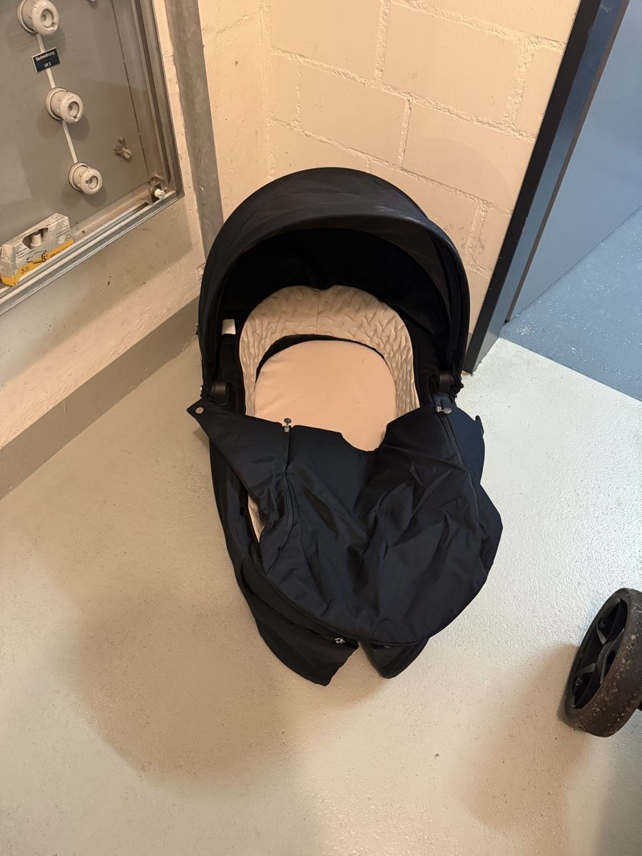 Stokke Carrozzine: Kinderwagen – Usato da Gretzenbach venduto da eld_tg6b 4