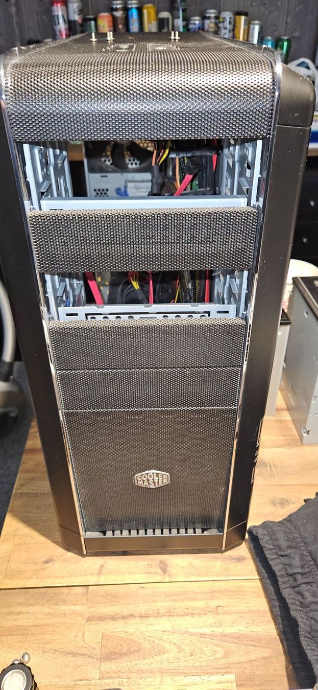 PC: COOLER MASTER Computer – Usato da Arch venduto da Stefanm18