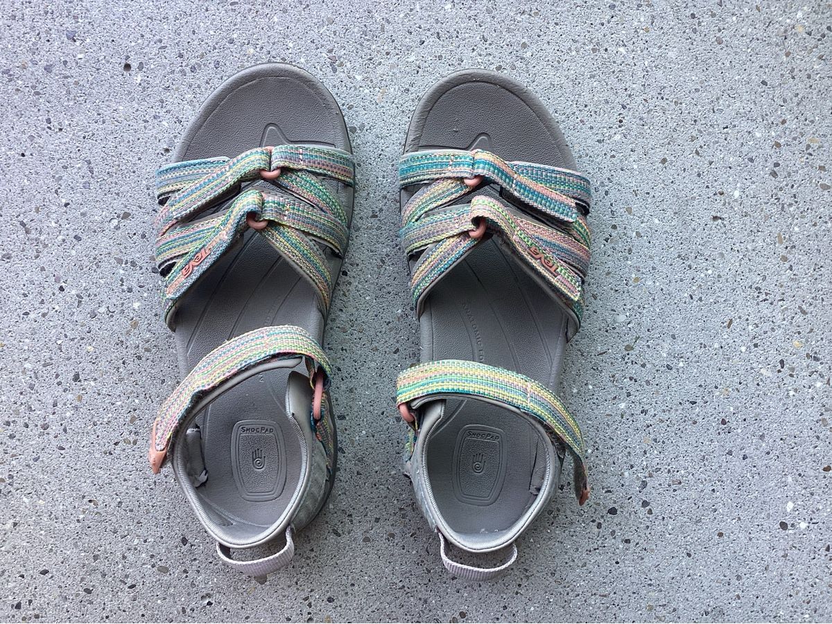Teva Schuhe für Mädchen: Sandalen Teva 37 – Gebraucht aus Untersiggenthal von Brabanzerl