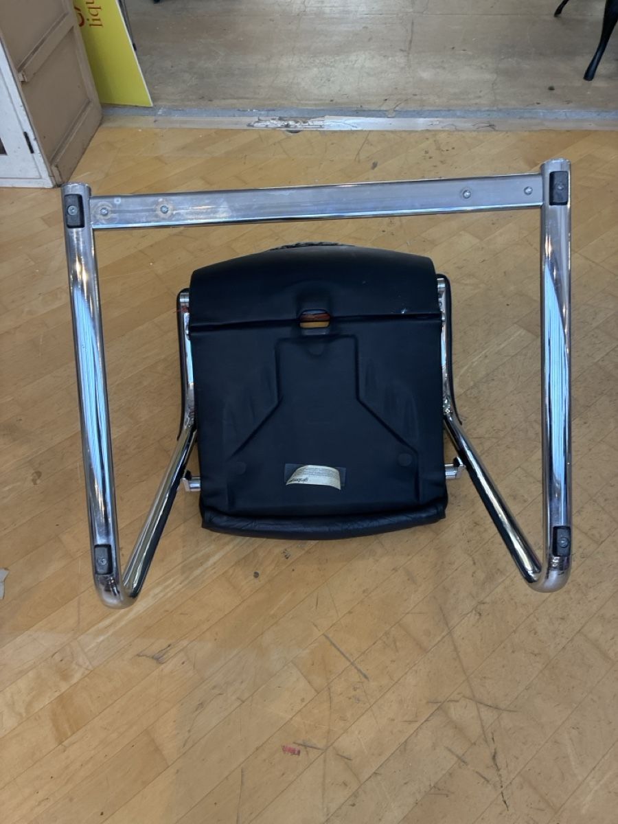 Girsberger Sedie: Girsberger  Trilax  Leder Schwarz, – Usato da Murgenthal venduto da casatualiq 3