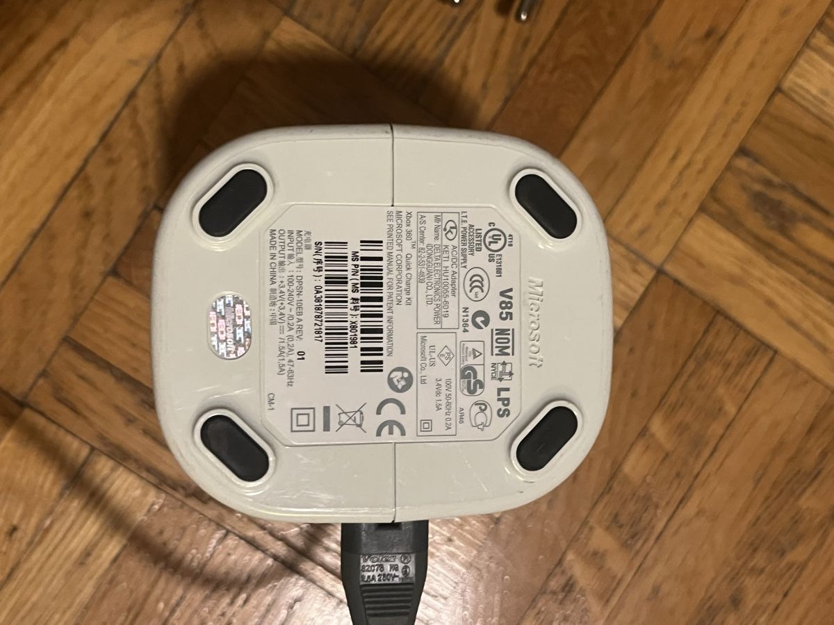 Microsoft Adapter & Kabel: MICROSOFT XBOX 360 QUICK CHARGE BATTERY CHARGING DOCK – Gebraucht aus Genève von emma_hyz 4