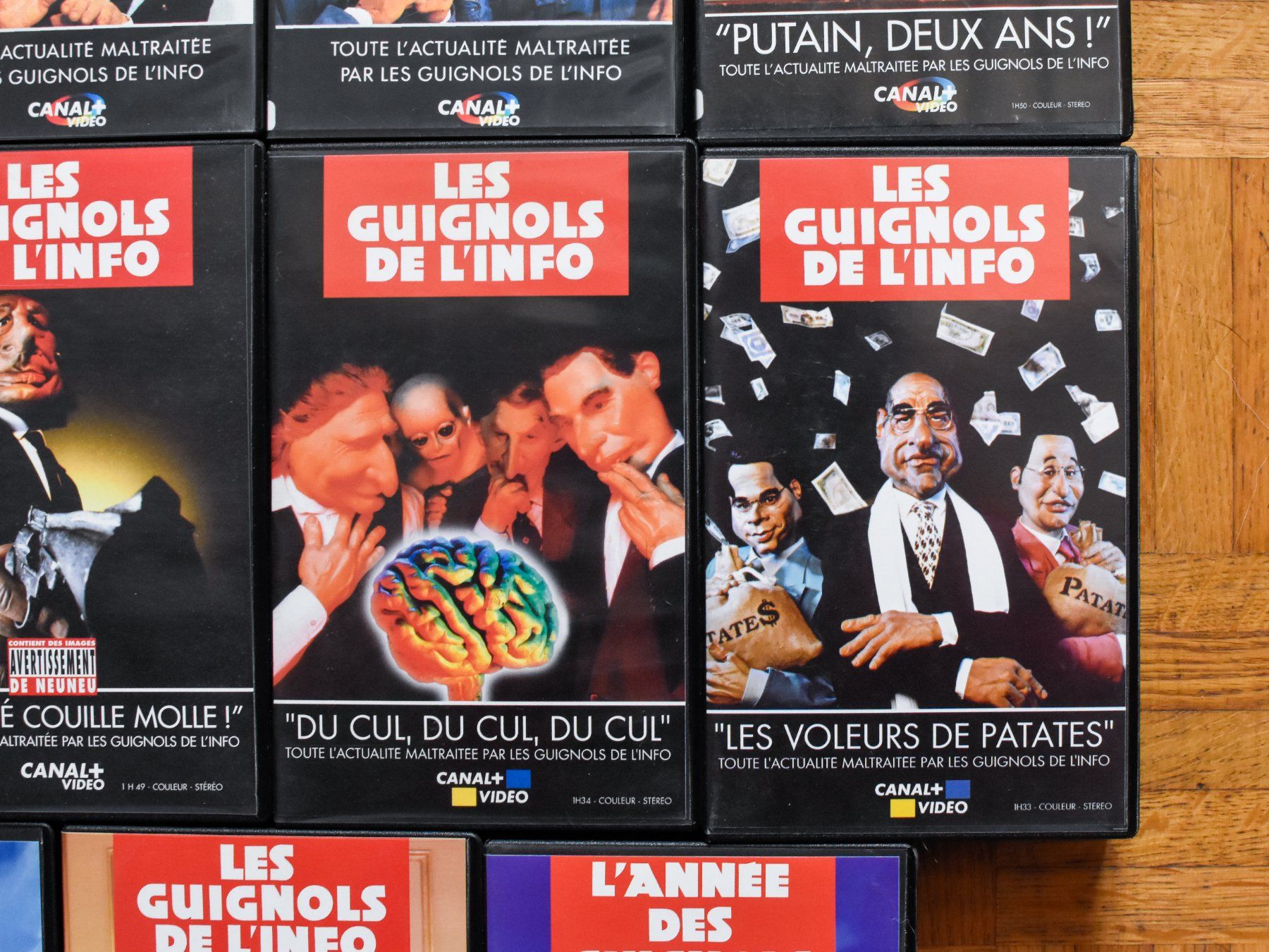 Tutti i VHS: Les Guignols - Collection VHS – Usato da Belmont-sur-Yverdon venduto da bichet02 4
