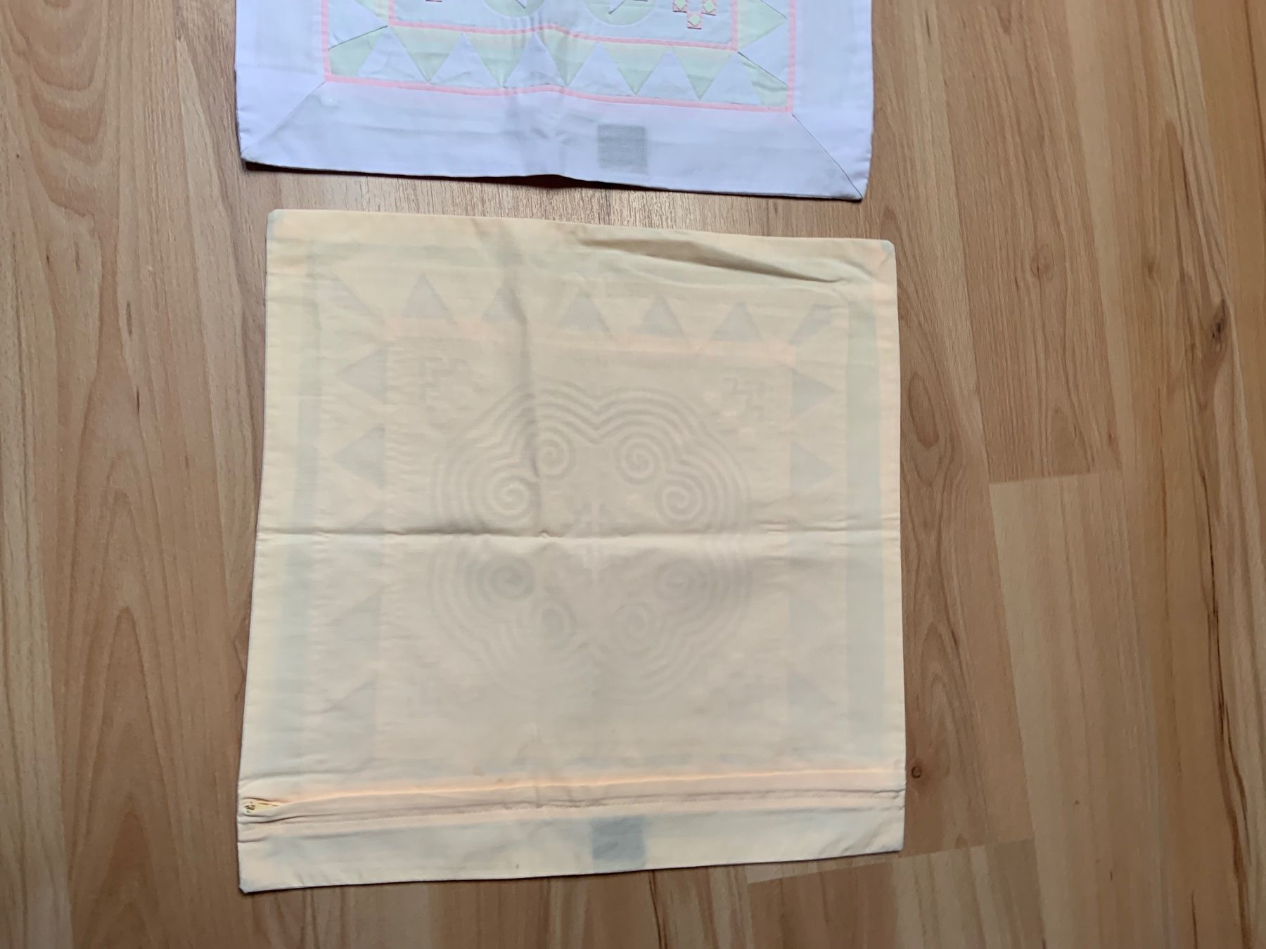 Biancheria da letto: 2 fourres de coussins – Usato da Ecublens VD venduto da timily 2