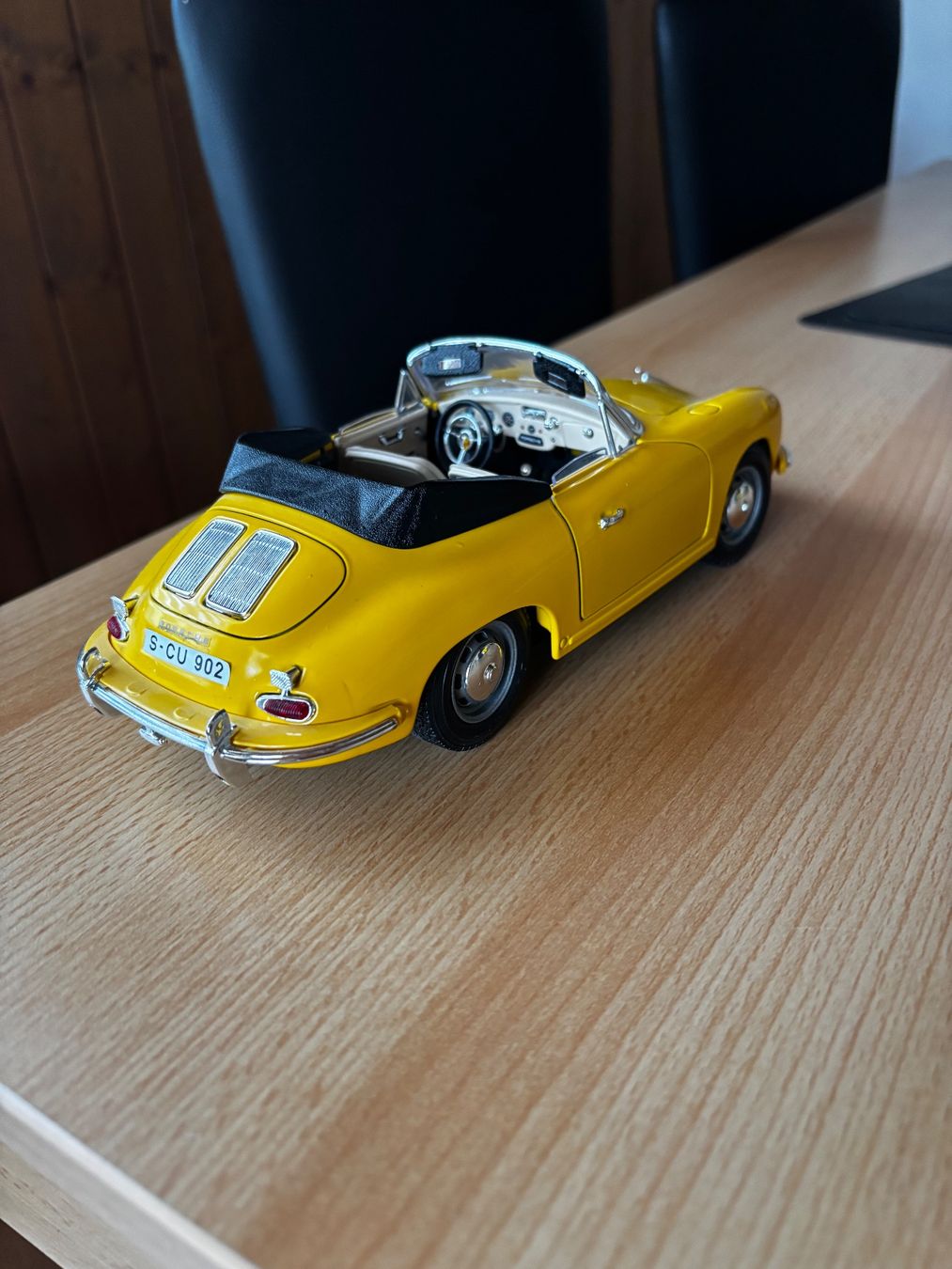 Bburago Modellautos: Porsche 356 B  1/18 1961 Bburago – Gebraucht aus Affeltrangen von Pal-94 1