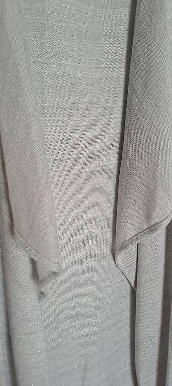 Gilets: Ärmelloses Zipfel-Gilet – D'occasion à Sulgen par Bmabi 1
