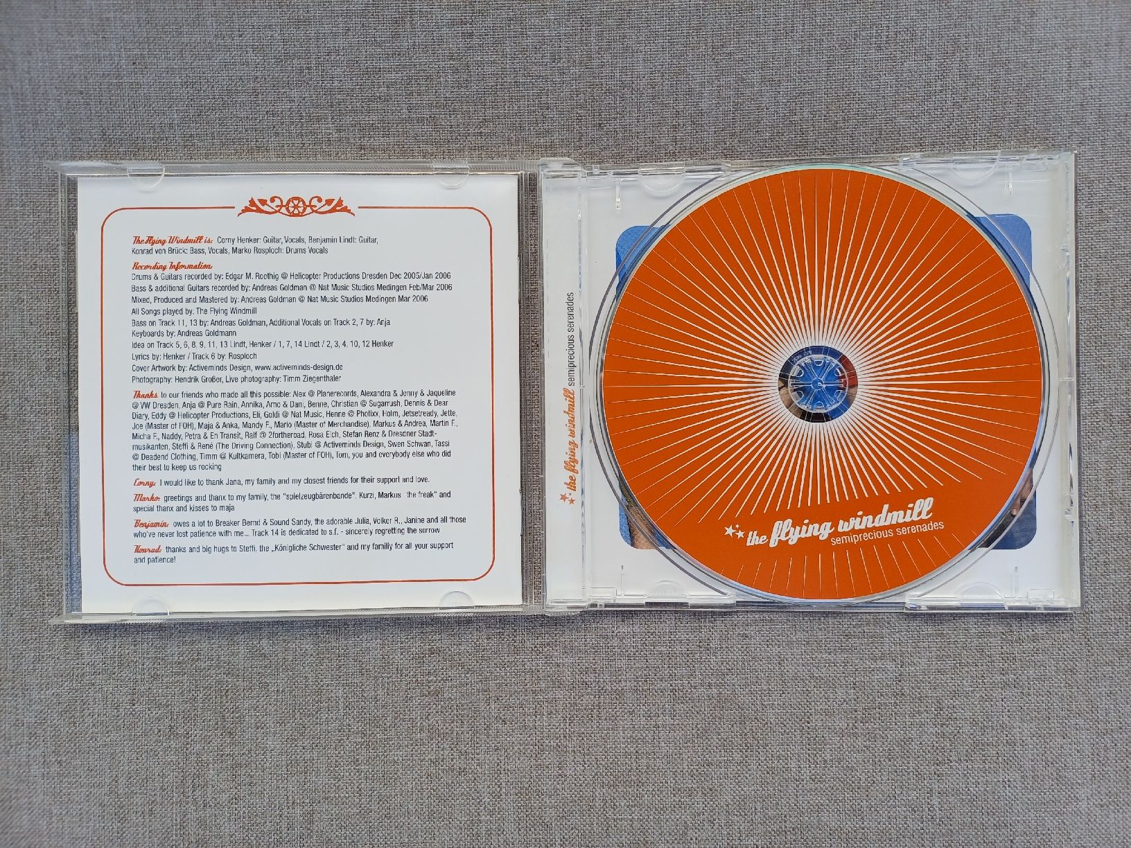 CD: The Flying Windmill "Semiprecious serenades" CD – Nuovo (secondo la descrizione) da Begnins venduto da Drastic-Sound 2