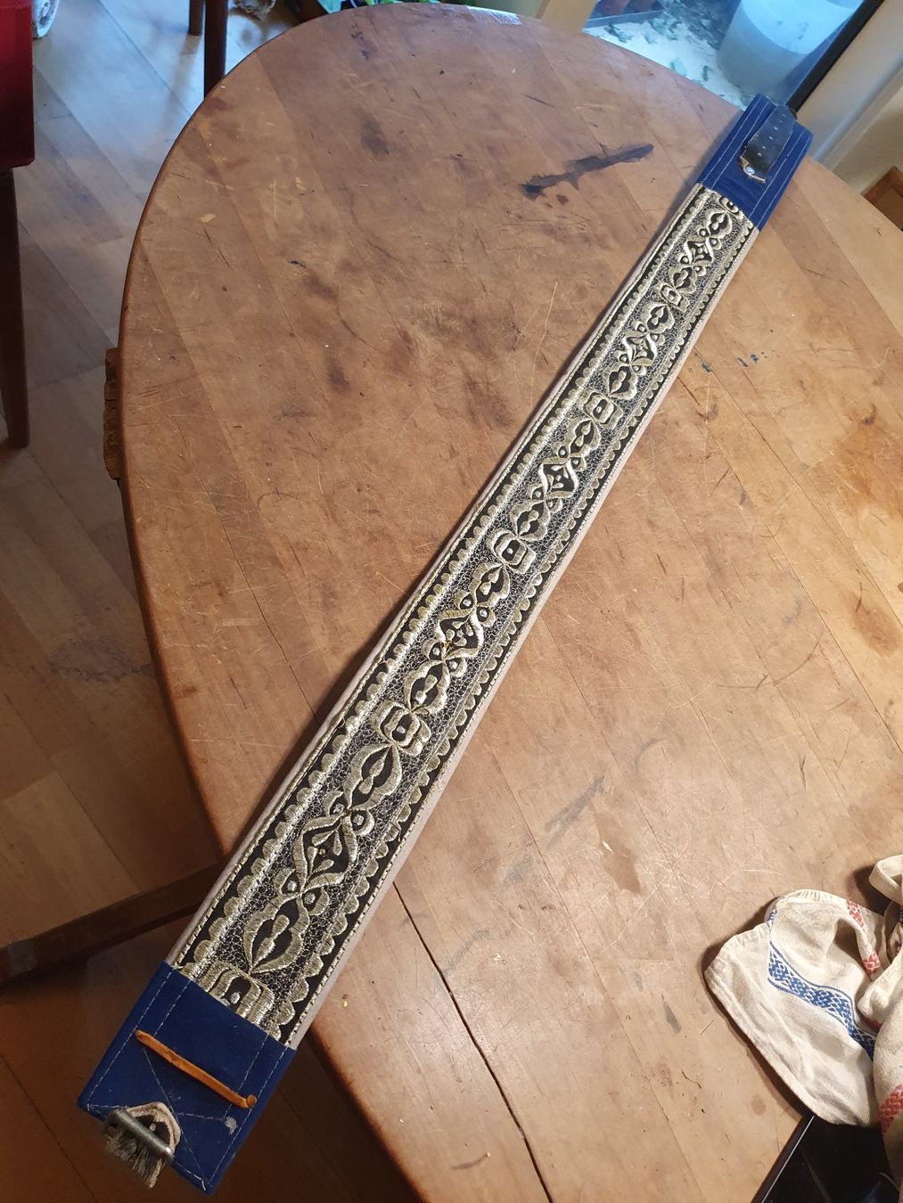 Cinture: Gürtel bestickt – Usato da Zürich venduto da loosebone