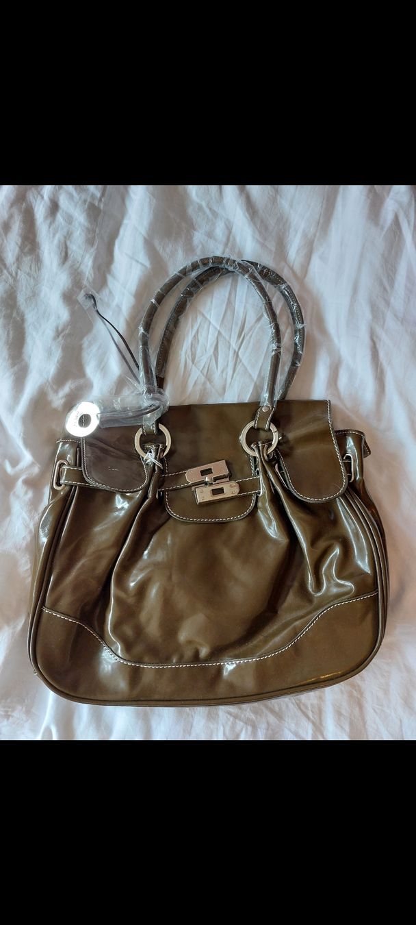 Borse da donna: Sac style cabas vinyl / similicuir  – Nuovo e nell'imballaggio originale da Avully venduto da jul_n8zt