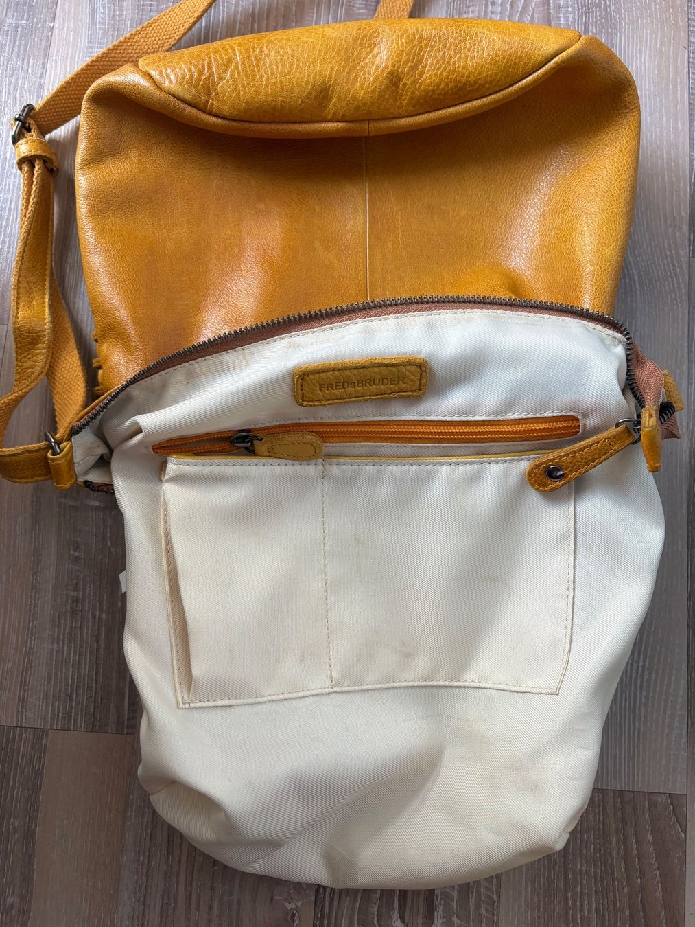 FredsBruder Borse da donna: Süsse Tasche von FredsBruder- Farbe Curry – Usato da Estavayer-le-Lac venduto da Mimmy02 5