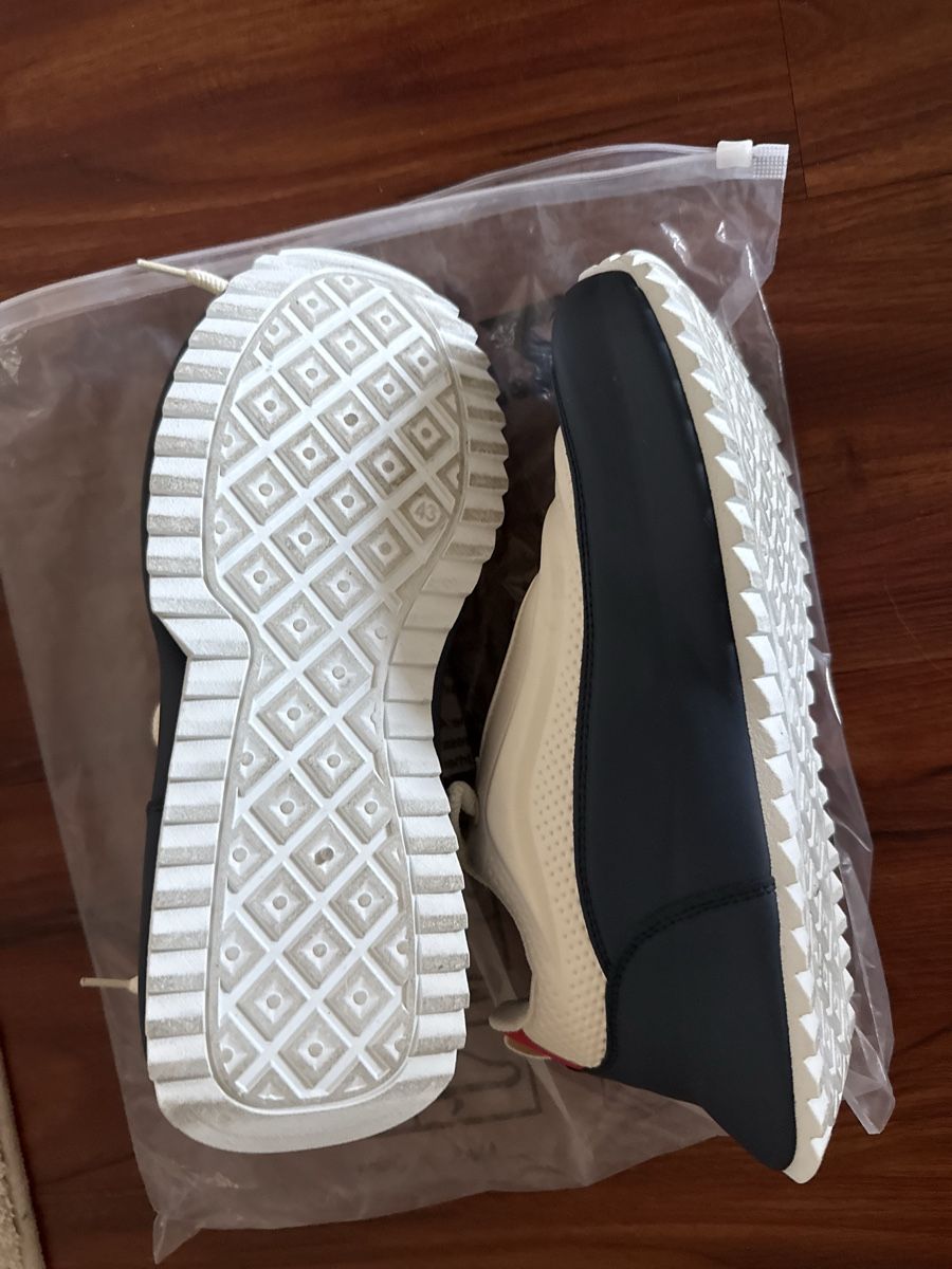 Scarpe da uomo: Turnschuhe Grösse 43 – Nuovo (secondo la descrizione) da Luzern venduto da chevy7779 2