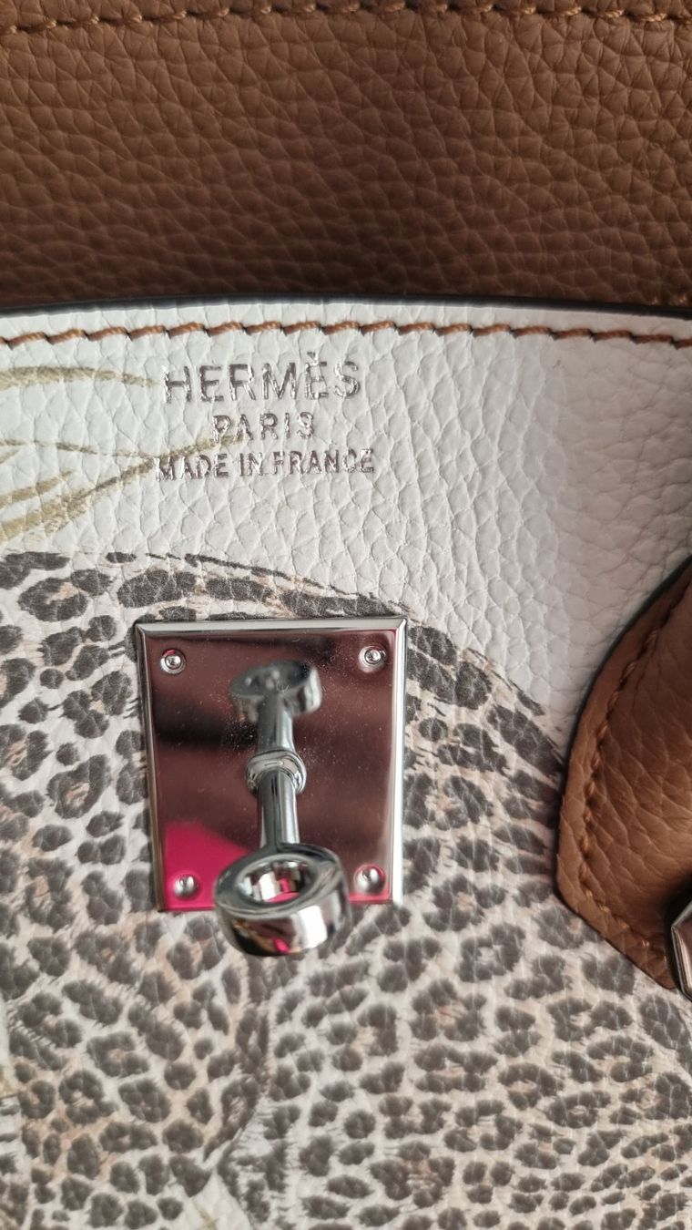 Borse da donna: Handtasche, einzigartiges Design, Top Zustand! – Nuovo (secondo la descrizione) da Goldau venduto da E_Moon 1