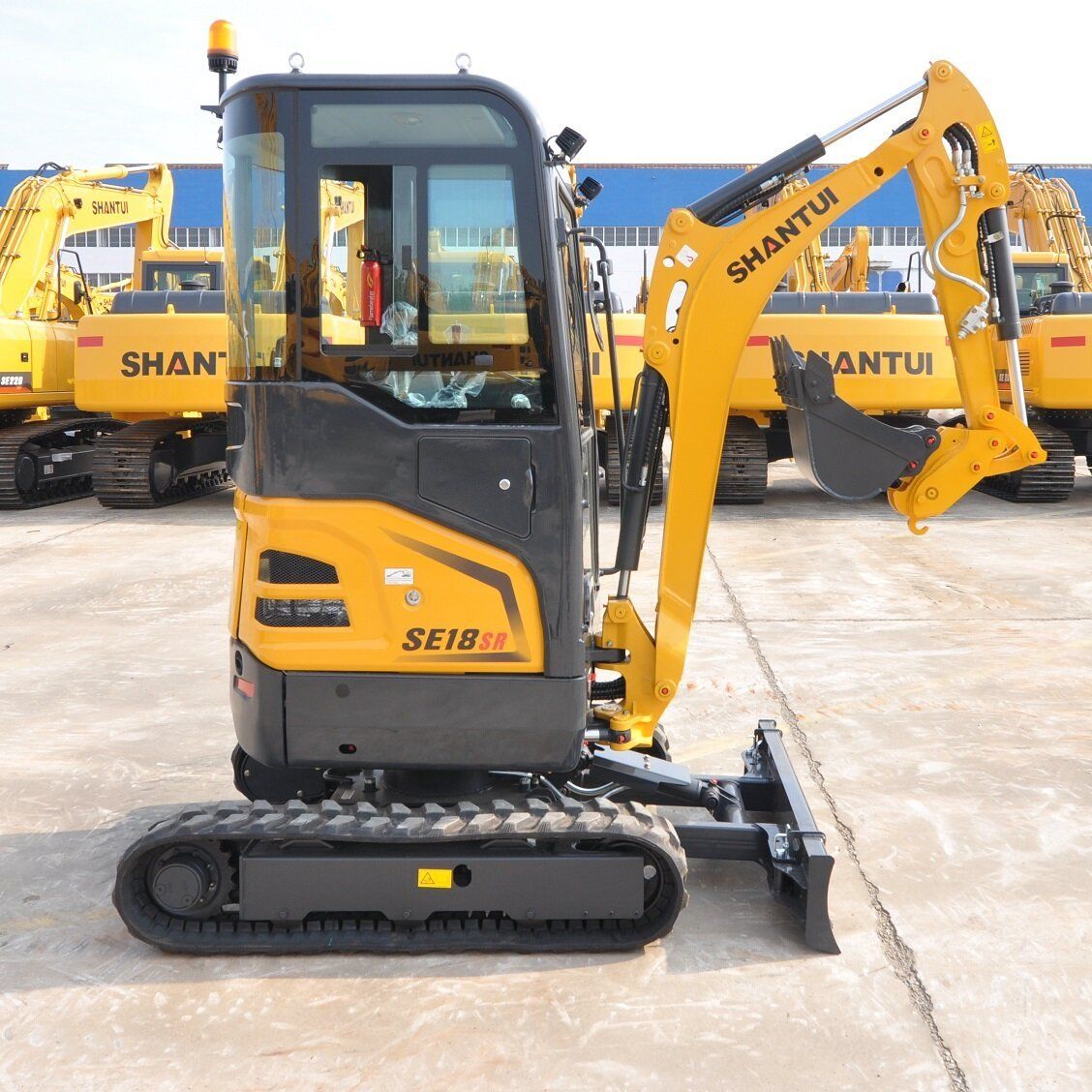 Kubota Bagger: Shantui Bagger 1.8 (200h) – Gebraucht aus Biel-Benken BL von HESI_AG 1