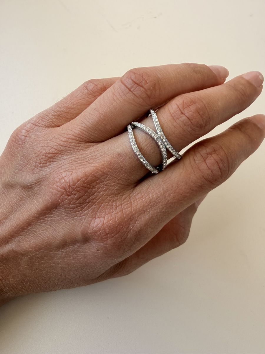 Michael Kors Anelli: Ring silver-coloured with stones size 7 – Usato da Zürich venduto da Dory84