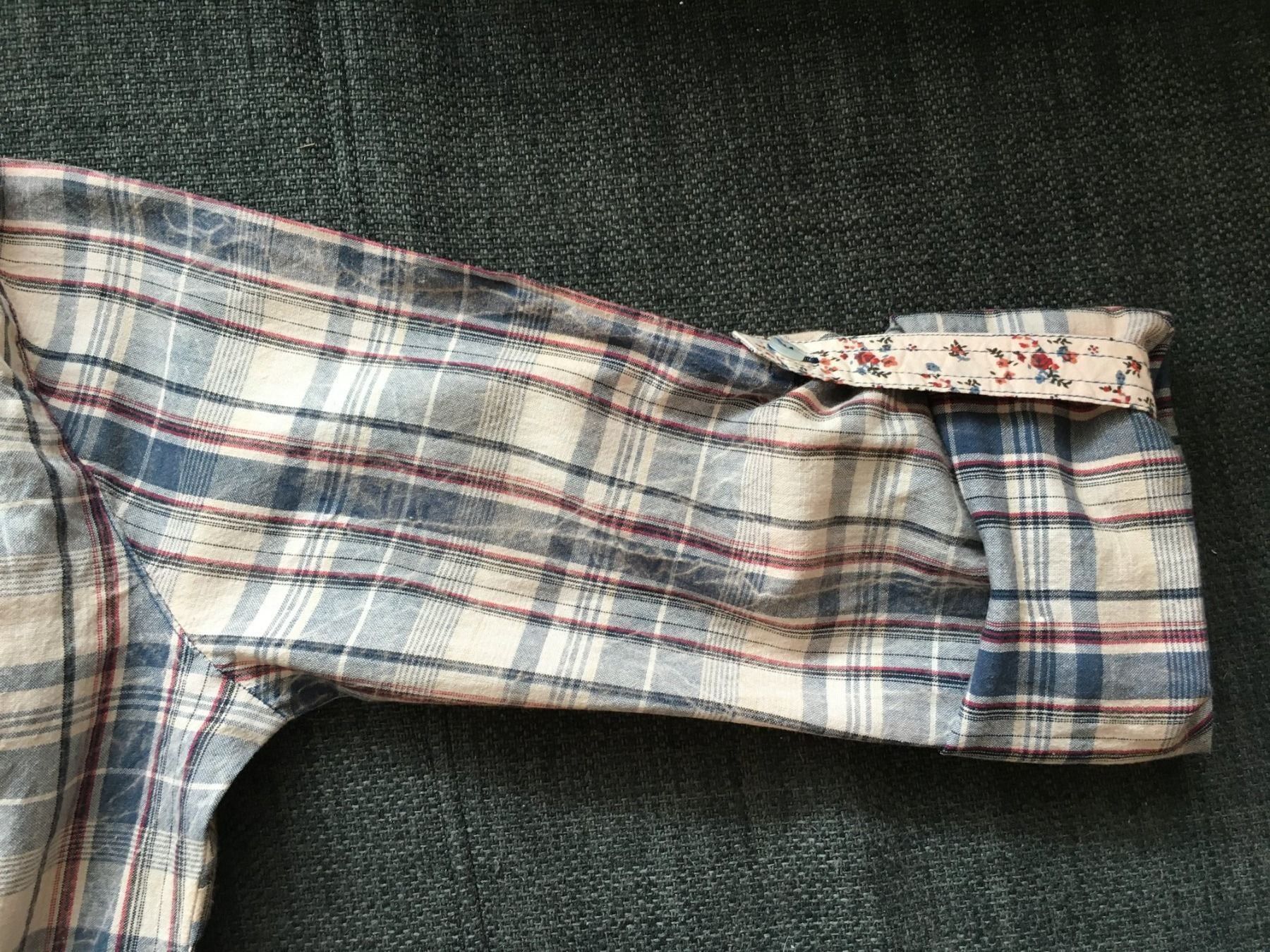 Camicette: BASIC GARMENTS Bluse, Gr. M, kariert – Usato da Arni AG venduto da Mimo007 3