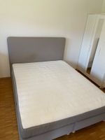 Bett + Matratze 160 × 200 cm. Erhältlich ab Anfang Juli