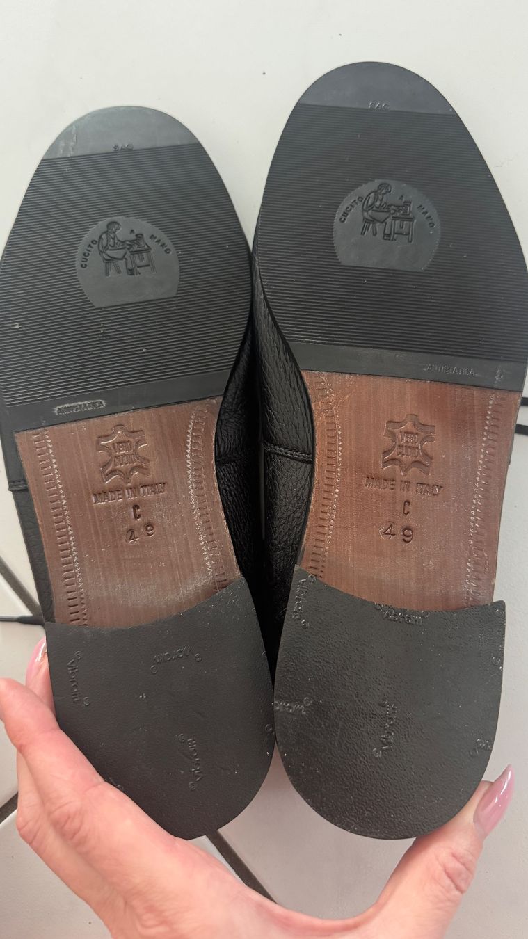 Herrenschuhe: Schuhe schwarz Leder Herren Grösse 48-49 – Gebraucht aus Altendorf von Ro 1